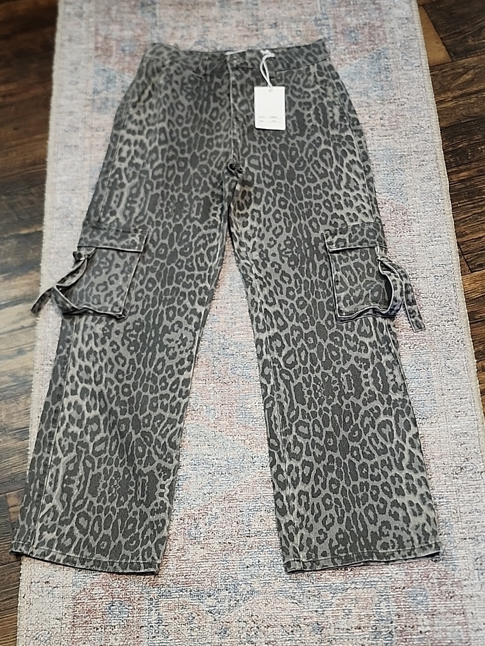 Wide Leg Cargo Jeans in Gray Leopard Print